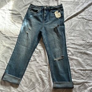 Altar'd State Blue Ankle Cropped Jeans with Distressed Finish